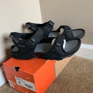 Nike Straprunner ACG sandal